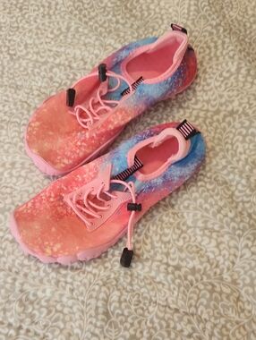 ✨ 3 For $25 SALE Pink & Blue Gradient Kids Water Shoes